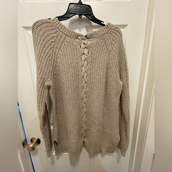 Aerie sweater - Picture 2 of 3
